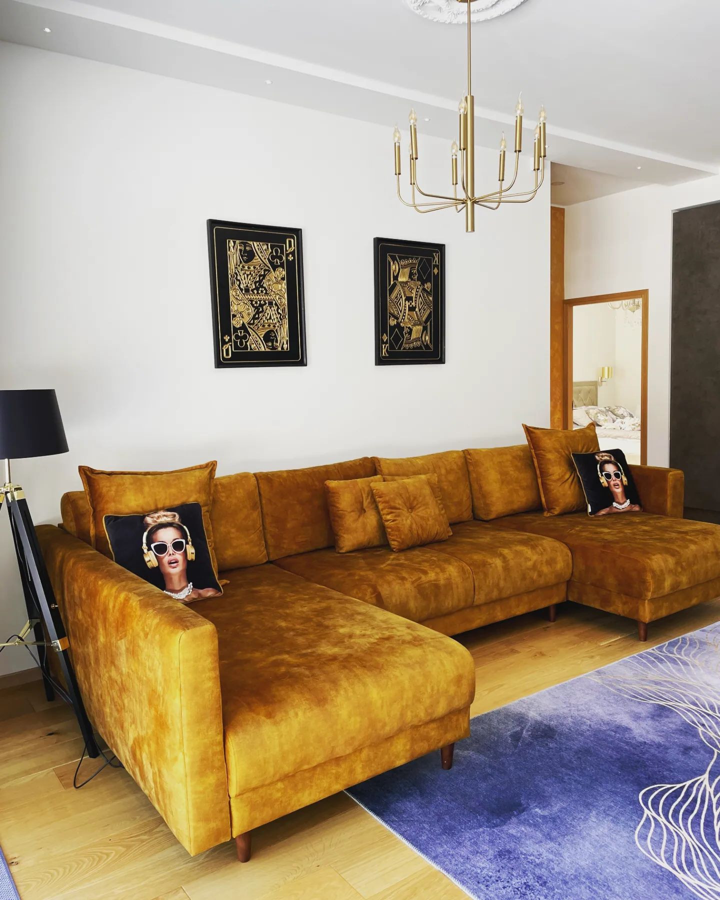 Kotimaiset pehmustetut huonekalut Atto Collectionista